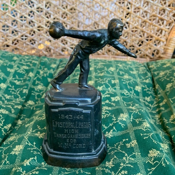 Vintage Art Deco Bowling Sports Trophy 1943 Small 5” Metal Mid Century Church - Picture 1 of 4